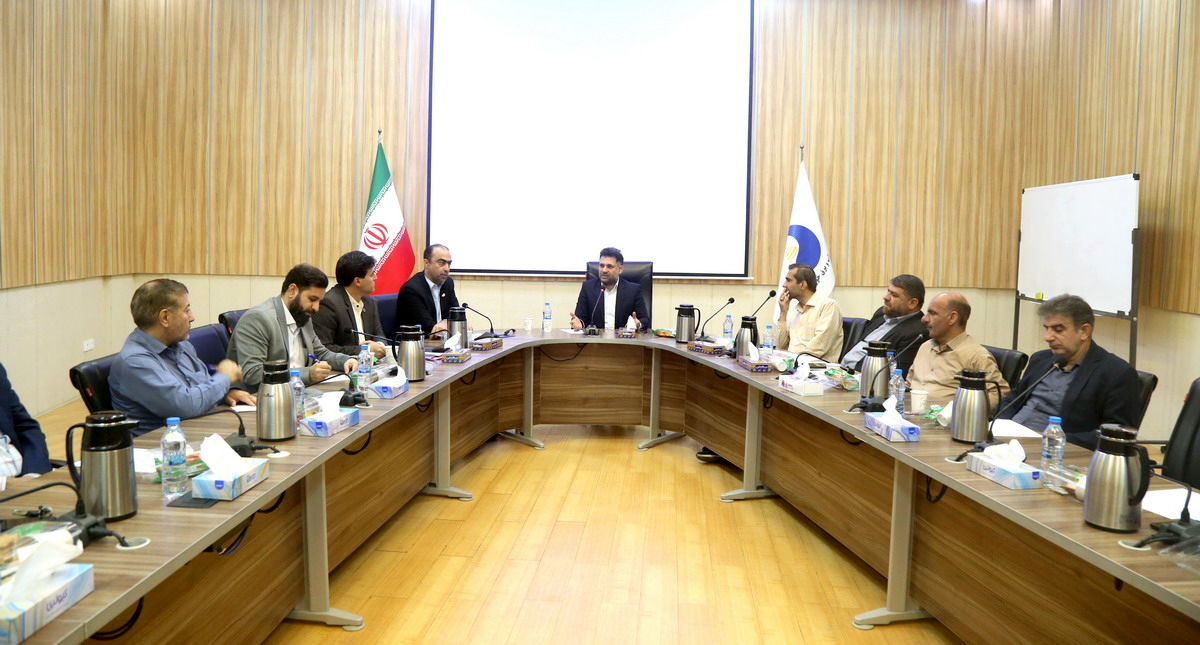 نشست هم اندیشی روابط عمومی شرکت های وابسته  سازمان آب و برق خوزستان برگزار شد
