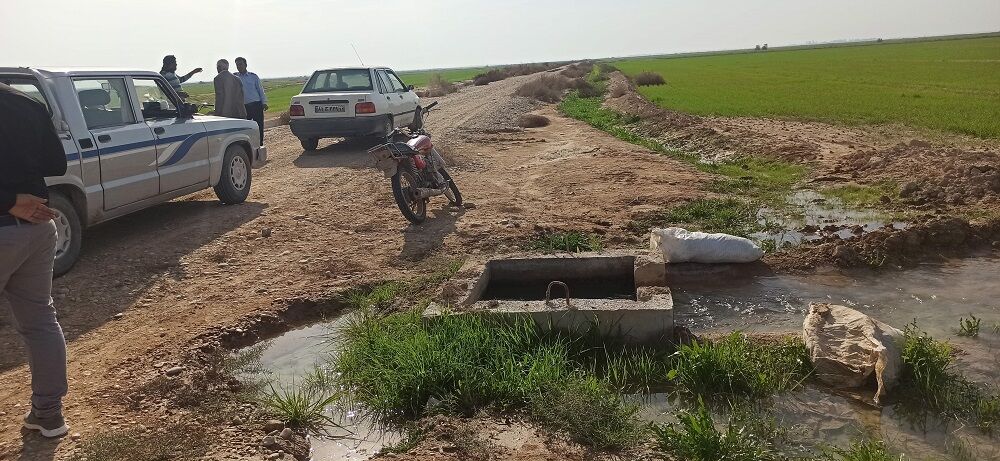 جلو گیری از برداشت غیرمجاز آب در شبکه رامشیر 