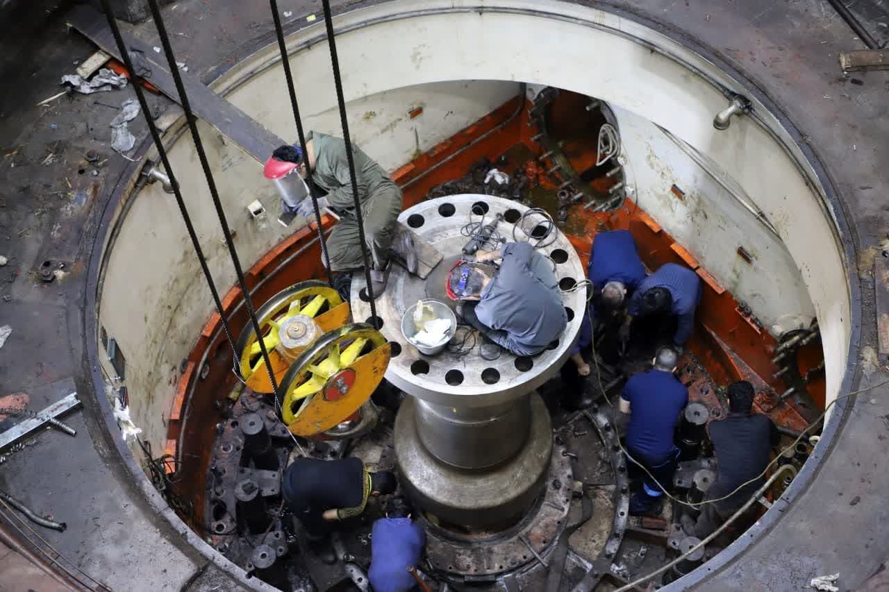 عملیات دمونتاژ هدکاور، شفت و چرخ توربین ۴۰ تنی واحد شماره 2 نیروگاه دز انجام شد