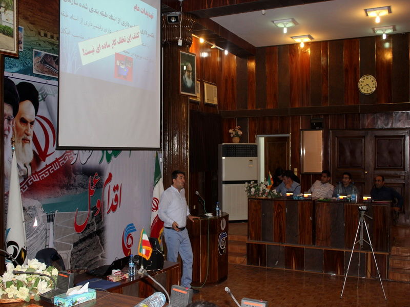 برگزاری سمینار تلفن های خوب، بد و زشت در سد و نیروگاه مسجدسلیمان