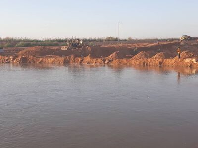 سرریز رودخانه کرخه به کانال شهید چمران شهرستان حمیدیه مهار شد/ احداث سیل‌بند کانال شهید چمران پس از چهار روز تلاش شبانه‌روزی