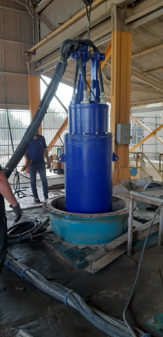 تعمیر اساسی یک دستگاه الکتروپمپ مستغرق در شرکت آب جنوب شرق انجام شد