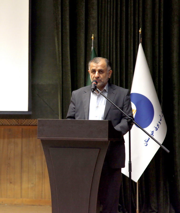 نشست فصلی ائمه جماعات، مدیران و مسئولان فرهنگی صنعت آب وبرق خوزستان 