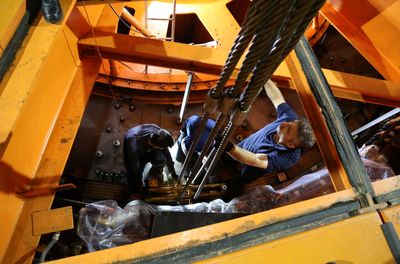 تعمیر و اصلاح قطب های ژنراتور واحد شماره هفت نیروگاه مسجدسلیمان انجام شد