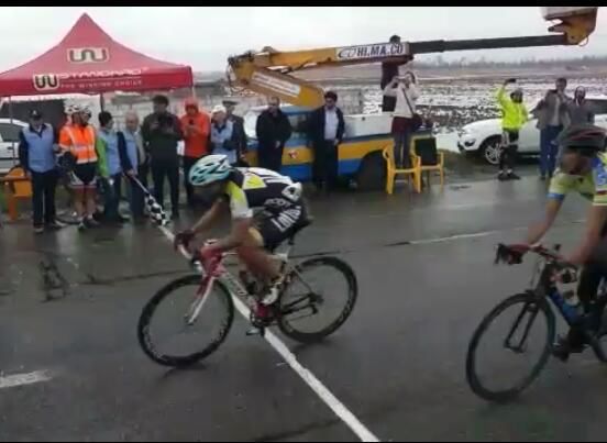 موفقیت یک همکار در مسابقات ورزشی

