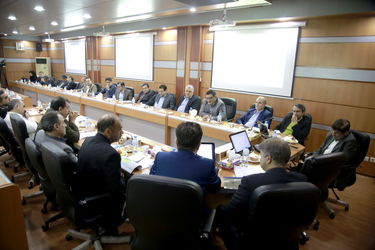 نشست نماینده ویژه مقام معظم رهبری با مسئولان استانی در باره طرح 550 هزار هکتاری