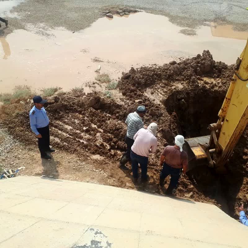 شکستگی خط لوله یکهزار میلی متری فولادی منصوری یک تعمیر شد