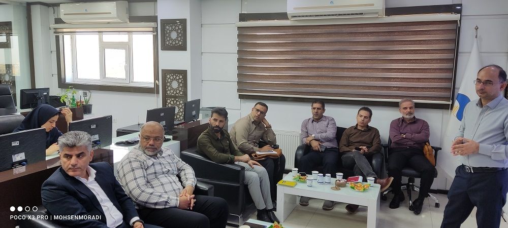 بازدید مدیرعامل و مدیران ارشد شرکت بهره‌برداری از سد نیروگاه و شبکه های آبیاری و زهکشی مارون از رصدخانه آب و انرژی سازمان آب و برق