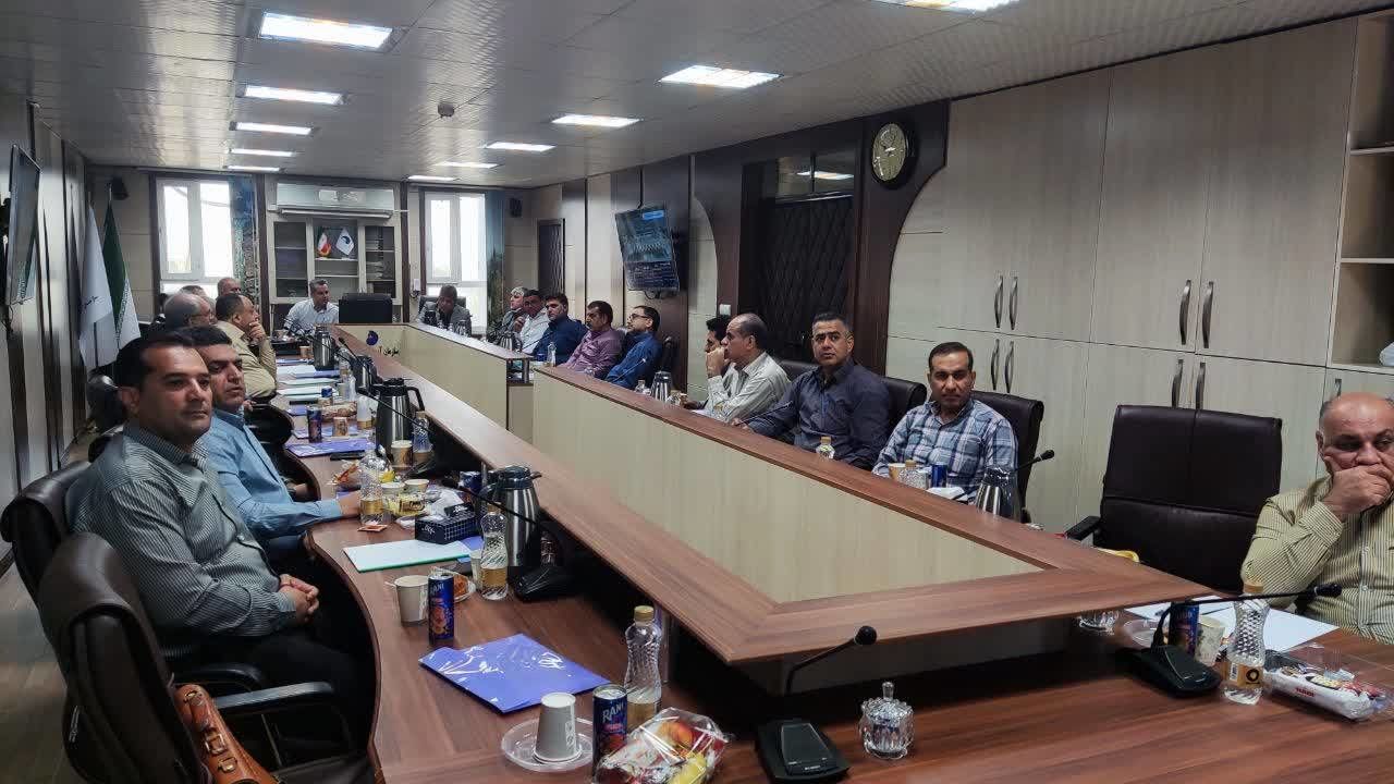 جلسه مجمع عمومی عادی سال ۱۴۰۱ شرکت بهره برداری از شبکه های آبیاری کارون بزرگ برگزار شد